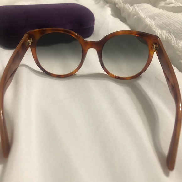 Gucci 54mm Round Sunglasses - Picture 7 of 7